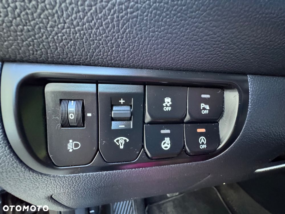 Kia Rio - 21