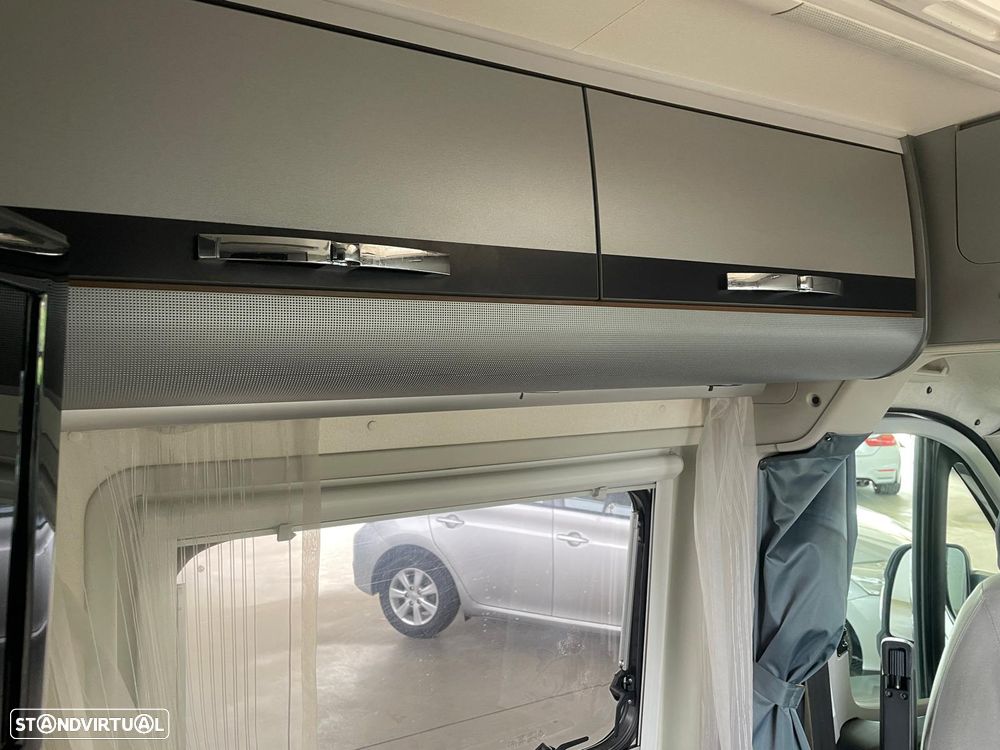 Adria Twin SP Titan - Autocaravana - 16