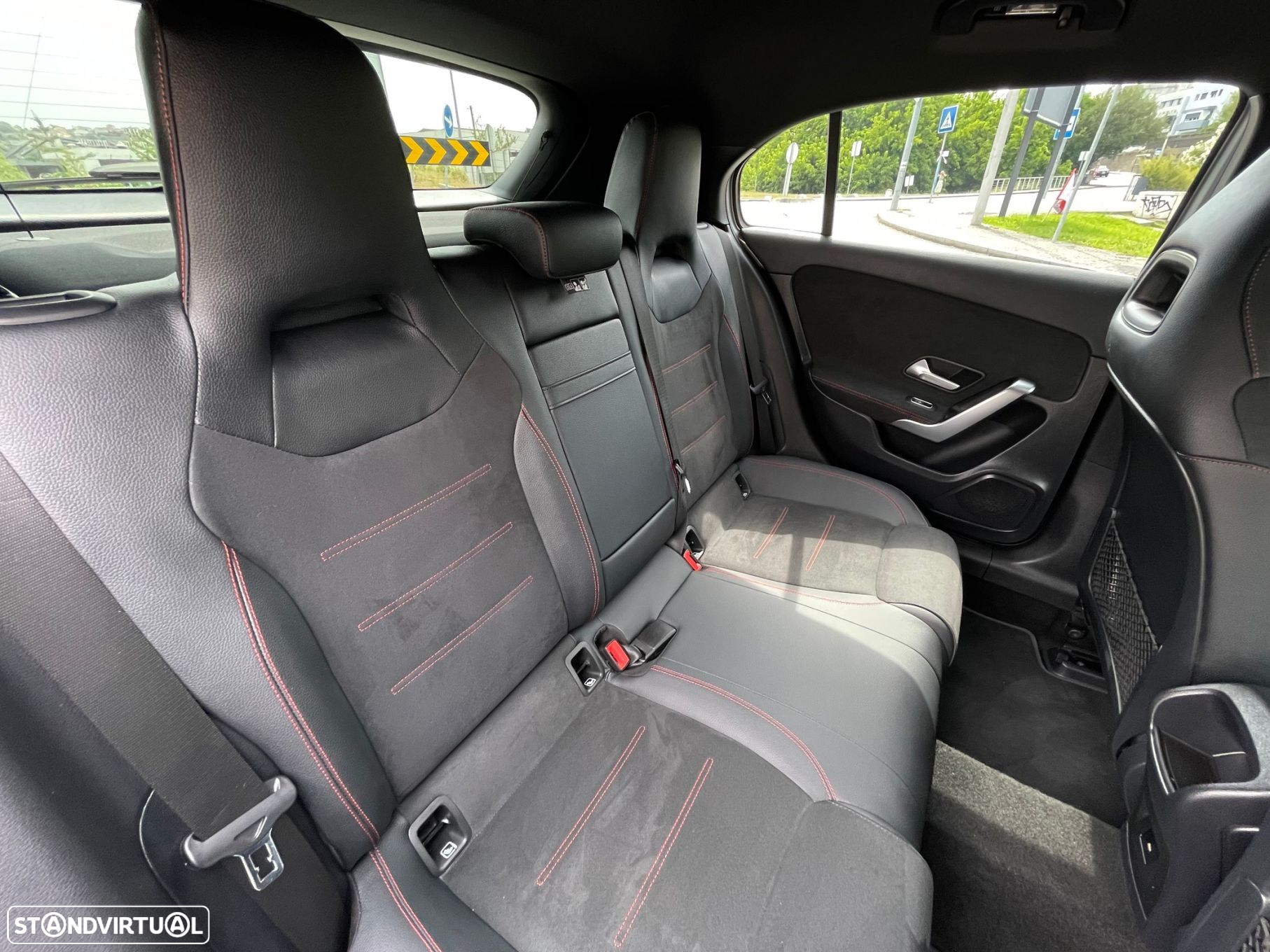 Mercedes-Benz A 200 AMG Line Aut. - 48