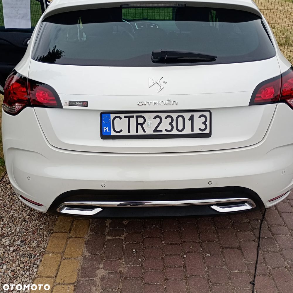 Citroën DS4 e-HDi 115 Chic - 10