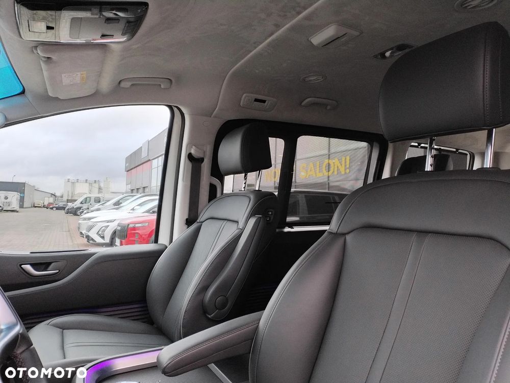 Hyundai Staria 1.6 T-GDI HEV Luxury - 10