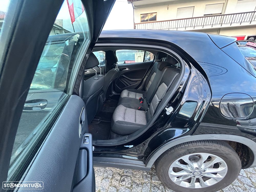 Mercedes-Benz GLA 180 (CDI) d 7G-DCT AMG Line - 9