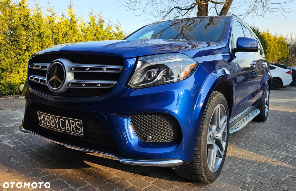 Mercedes-Benz GLS - 1