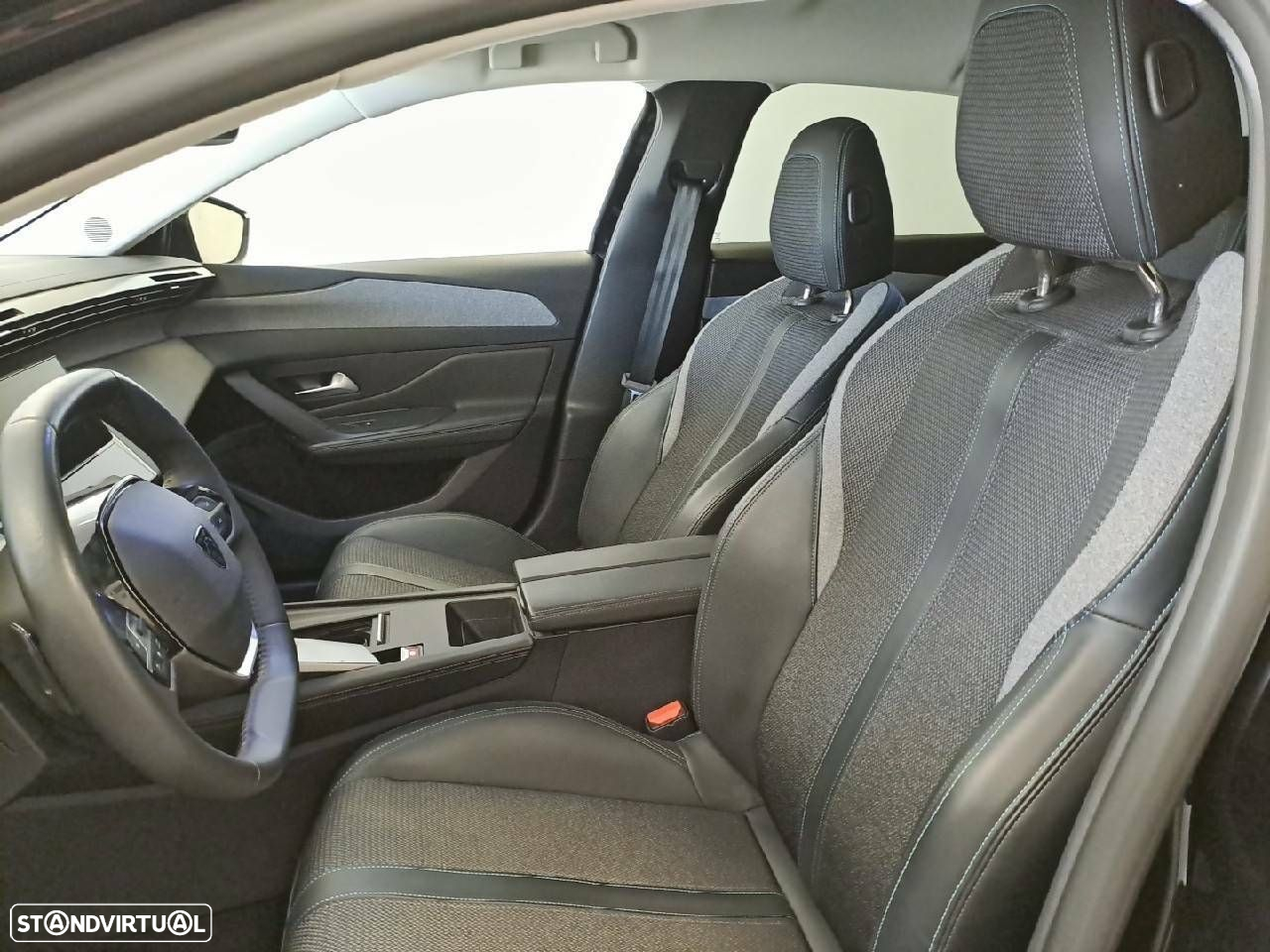 Peugeot 308 1.6 Hybrid Allure e-EAT8 - 8