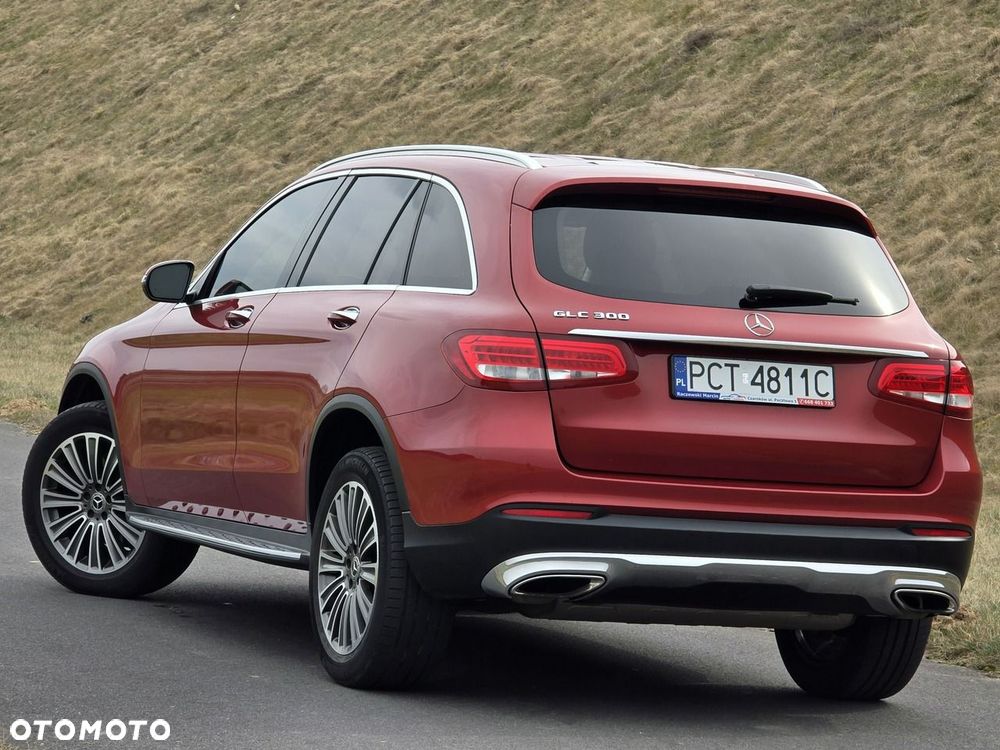 Mercedes-Benz GLC - 24