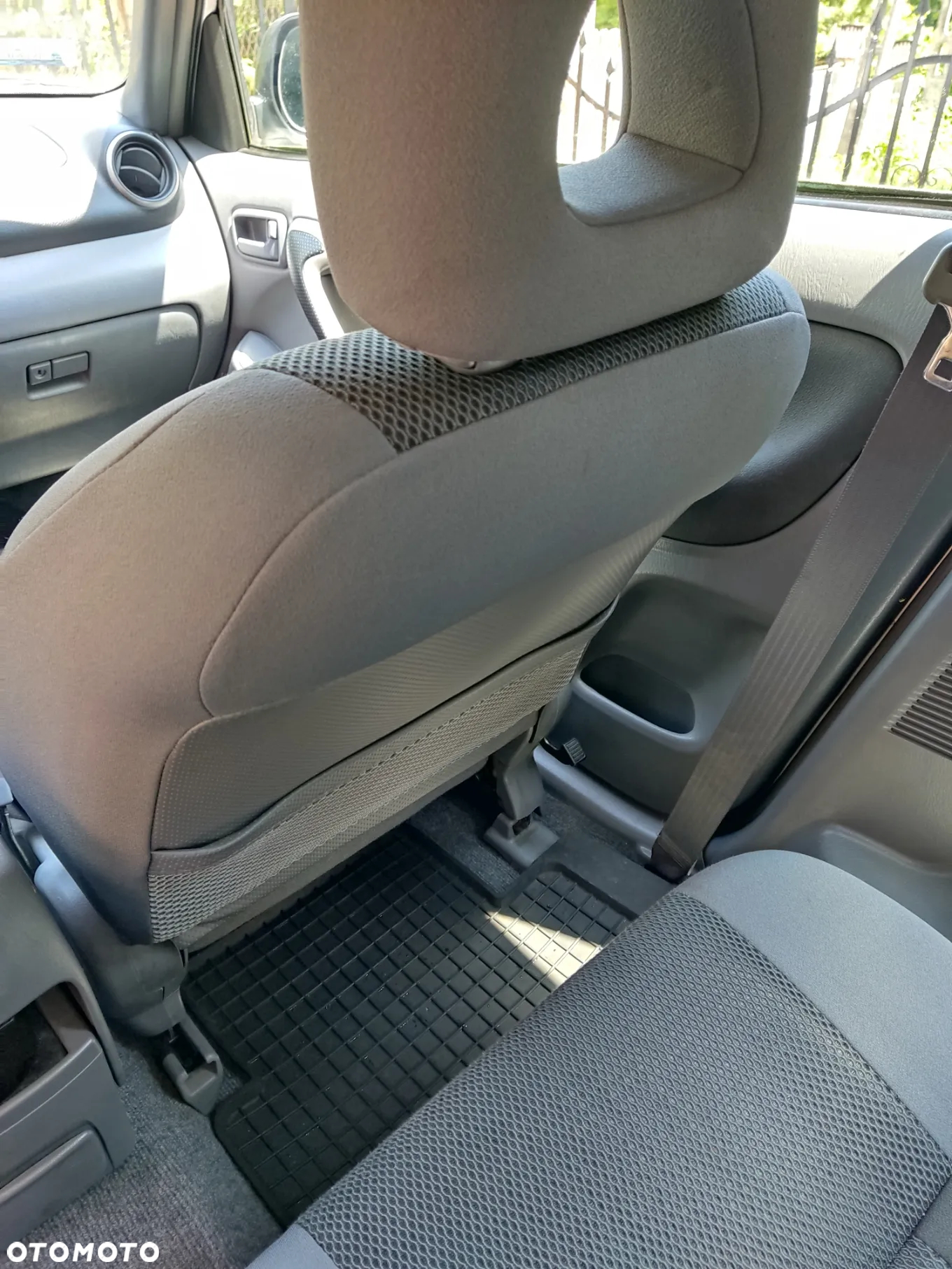 Toyota RAV4 4x4 - 25