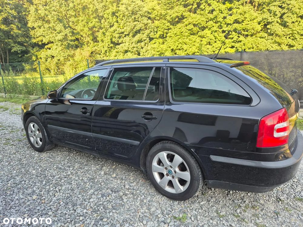 Skoda Octavia 1.6 Ambition - 4