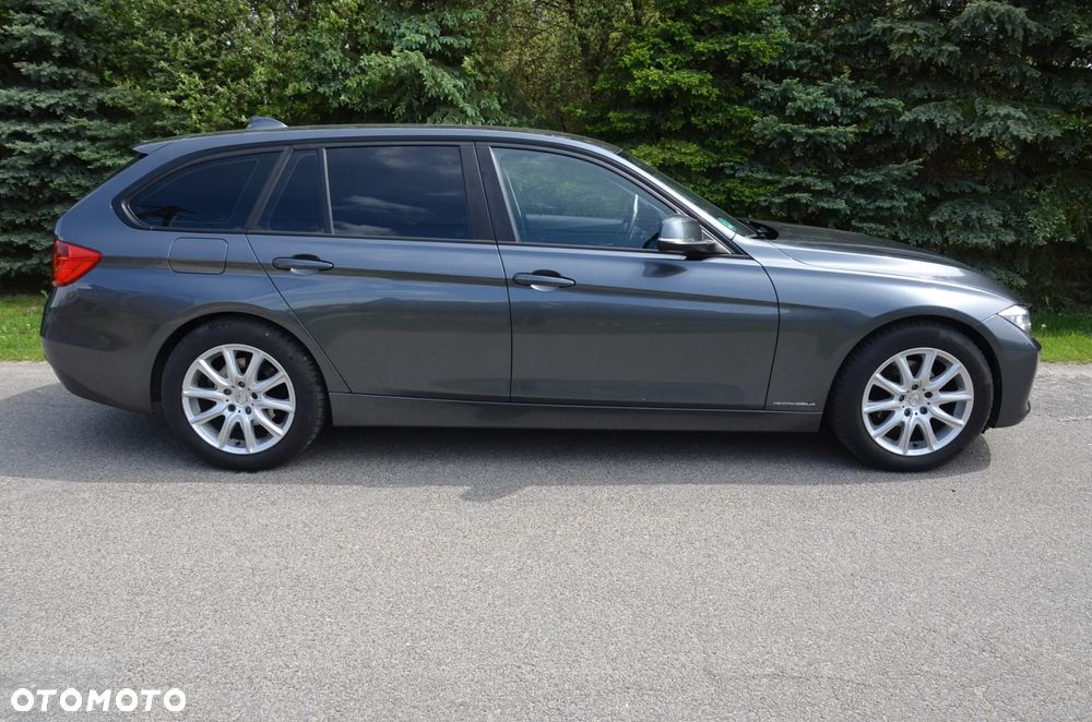BMW Seria 3 318d Blue Performance Sport Line - 2