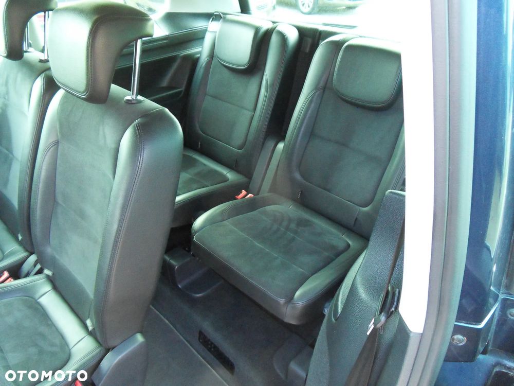 Volkswagen Sharan 2.0 TDI DSG BlueMotion Technology Highline - 11