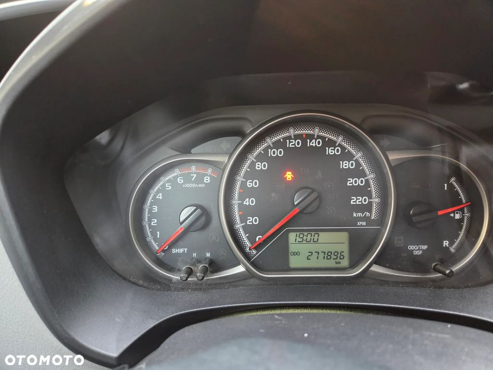 Toyota Yaris 1.0 Active - 15