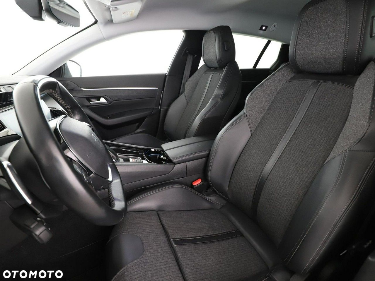 Peugeot 508 SW Plug-In Hybrid 225 e-EAT8 Allure - 13