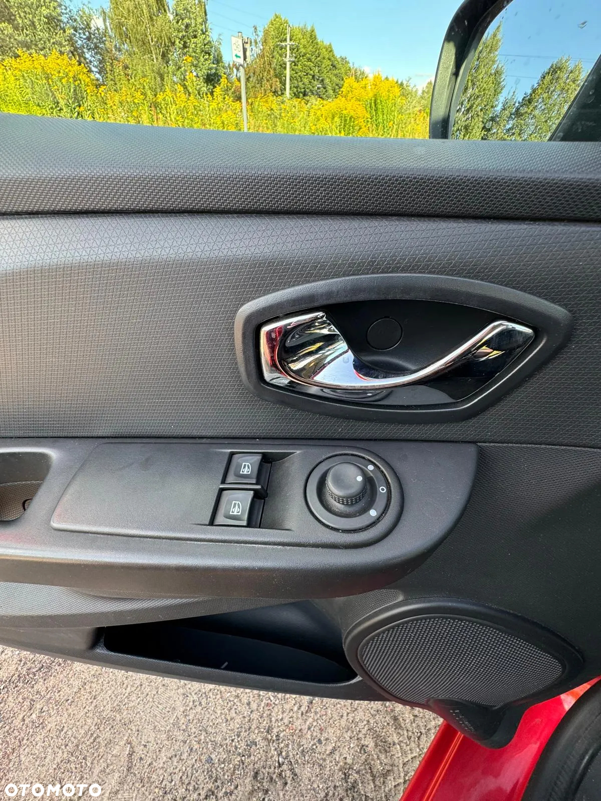 Renault Clio - 7