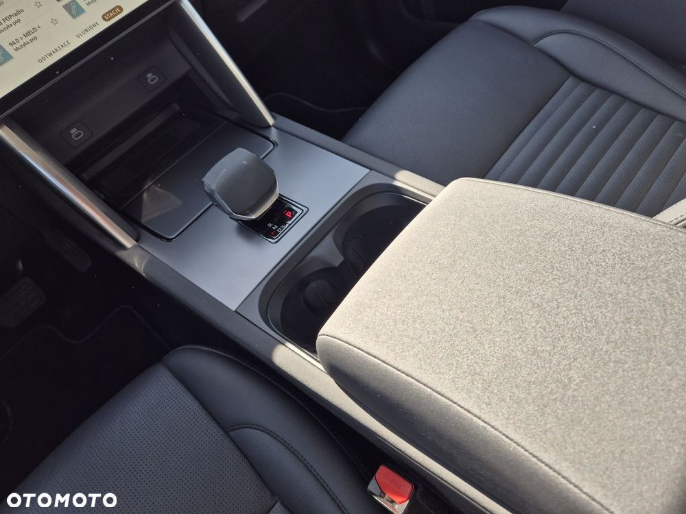 Land Rover Discovery Sport 2.0 D200 mHEV S - 12