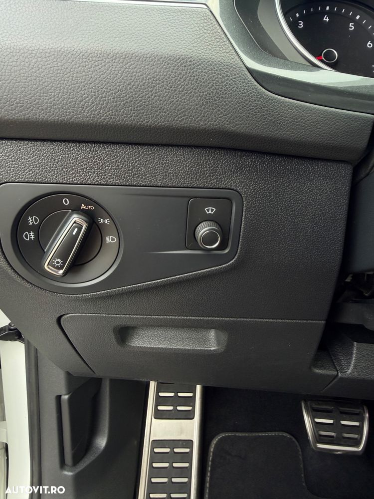 Volkswagen Tiguan - 10