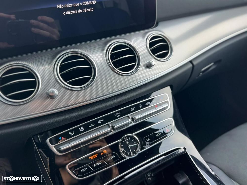 Mercedes-Benz E 300 de AMG Line - 15