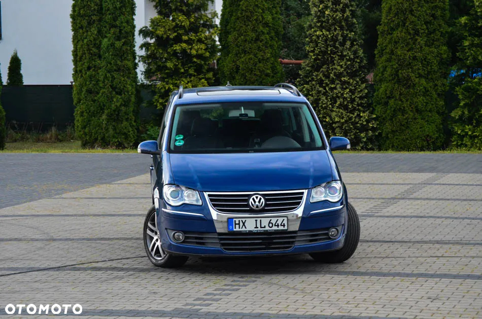 Volkswagen Touran 2.0 TDI DPF Highline - 3