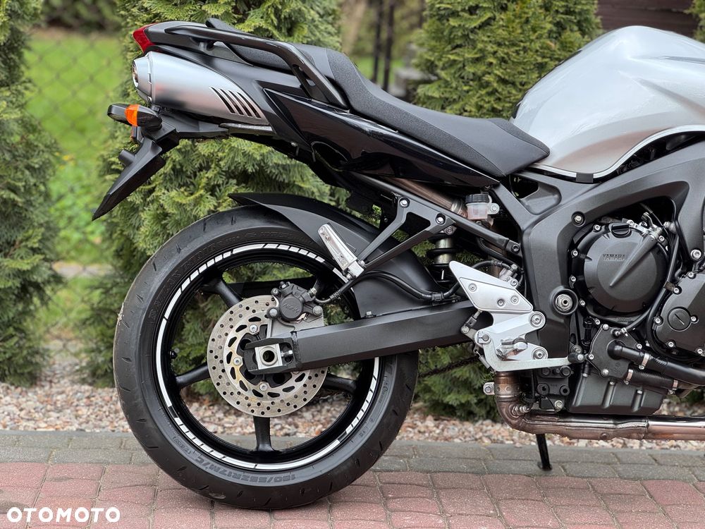 Yamaha FZ6 - 9