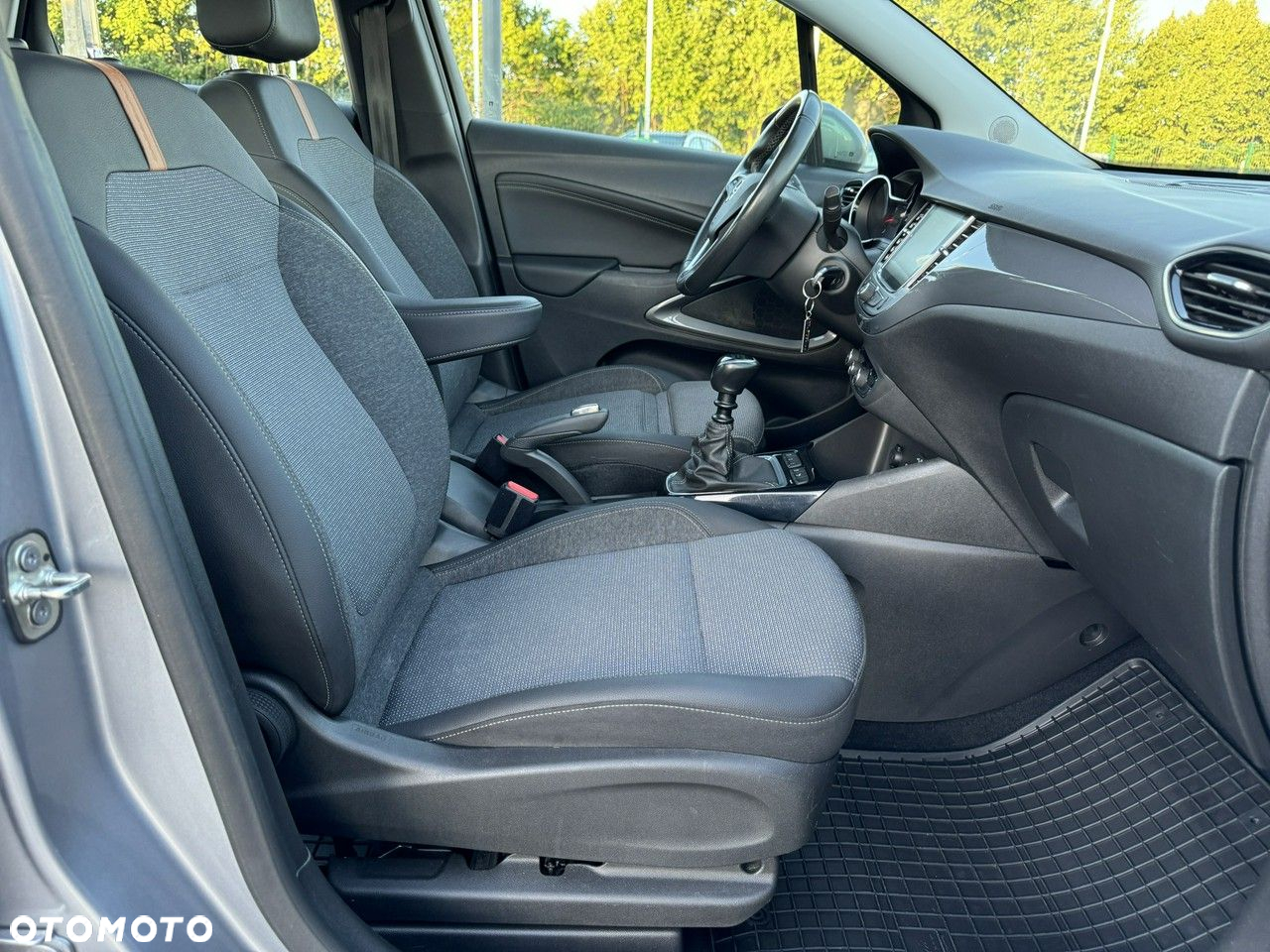 Opel Crossland 1.5 Diesel Business Edition - 36