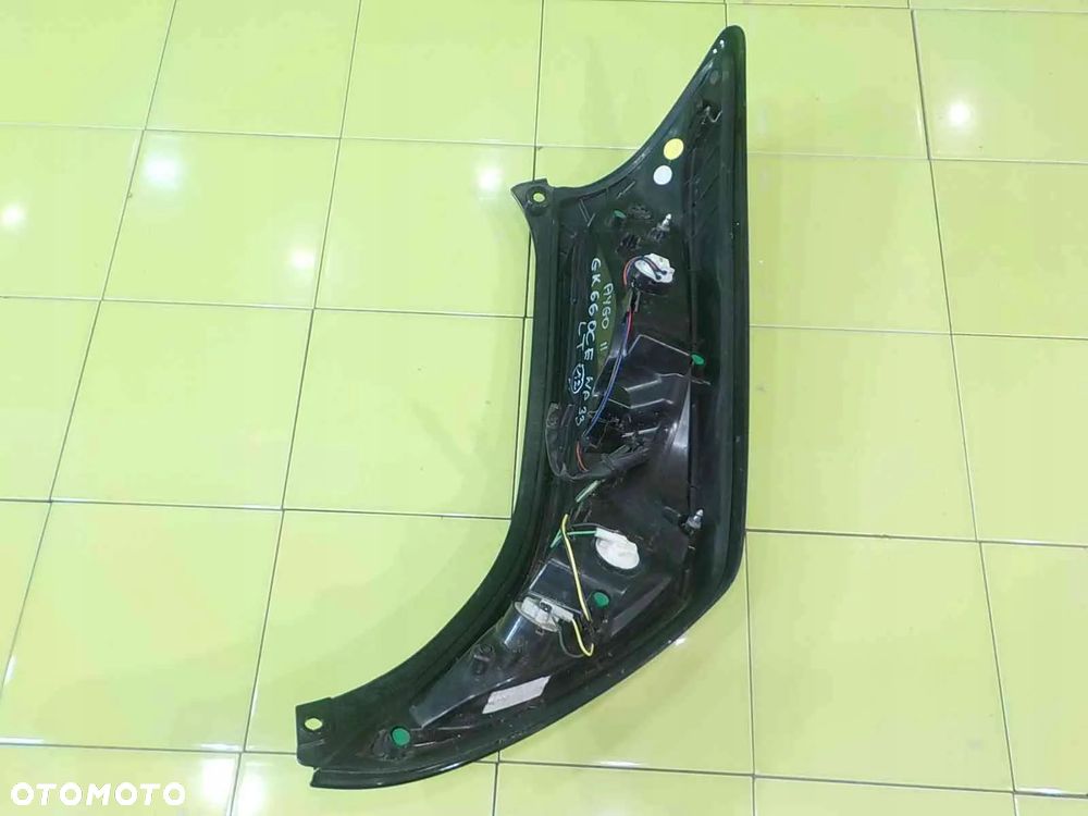 TOYOTA AYGO II 1.0 VVT-I 16r HB 5D lampa lewa tyl - 4