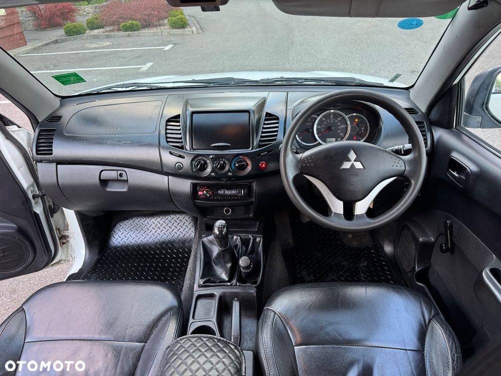 Mitsubishi L200 2.5 DID DC Intense + - 18