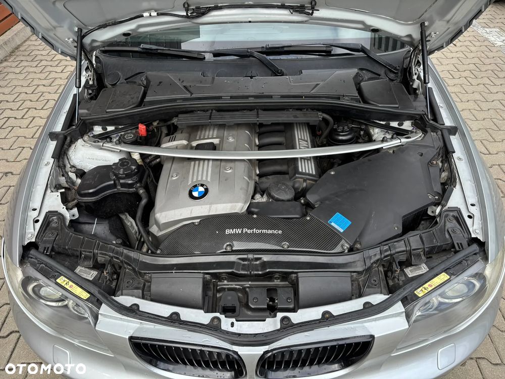 BMW Seria 1 130i - 13