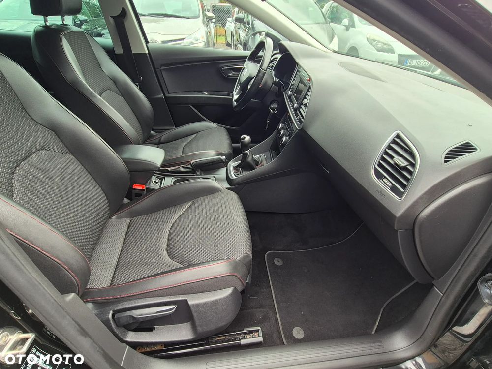 Seat Leon 2.0 TDI DPF Start&Stop FR - 32