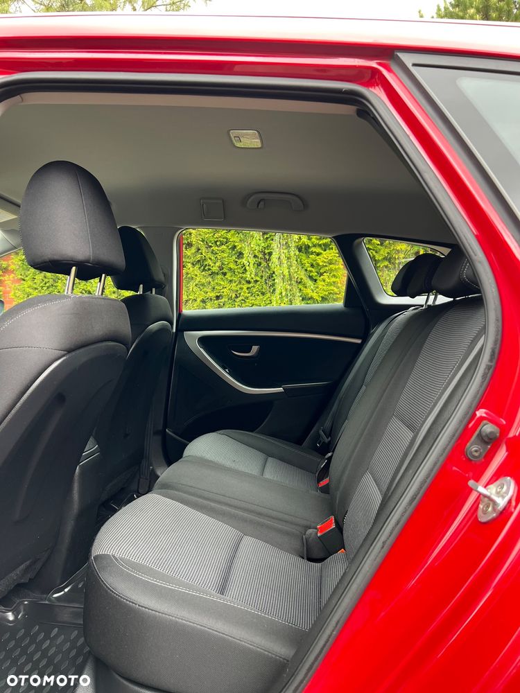 Hyundai i30 i30cw 1.4 Intro Edition - 20