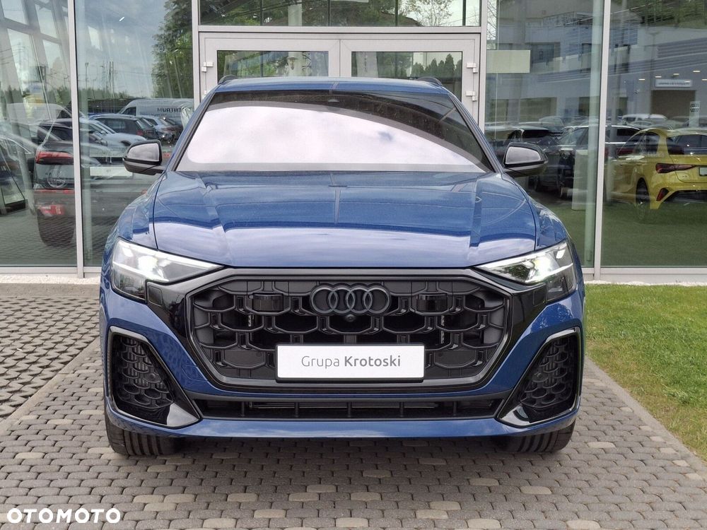 Audi Q8 - 9