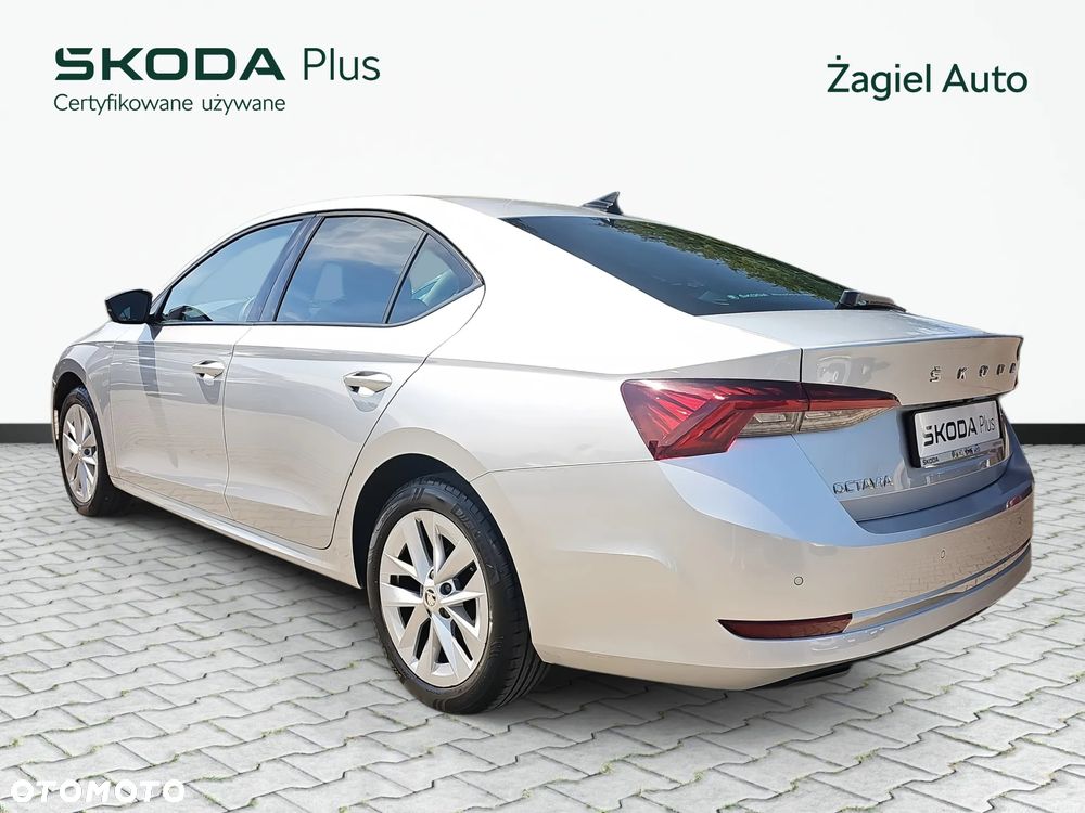 Skoda Octavia 2.0 TDI Ambition DSG - 3