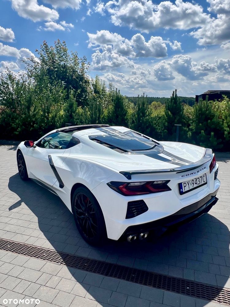 Chevrolet Corvette - 11