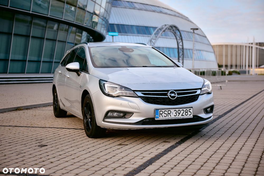 Opel Astra 1.6 D (CDTI) Start/Stop Innovation - 17