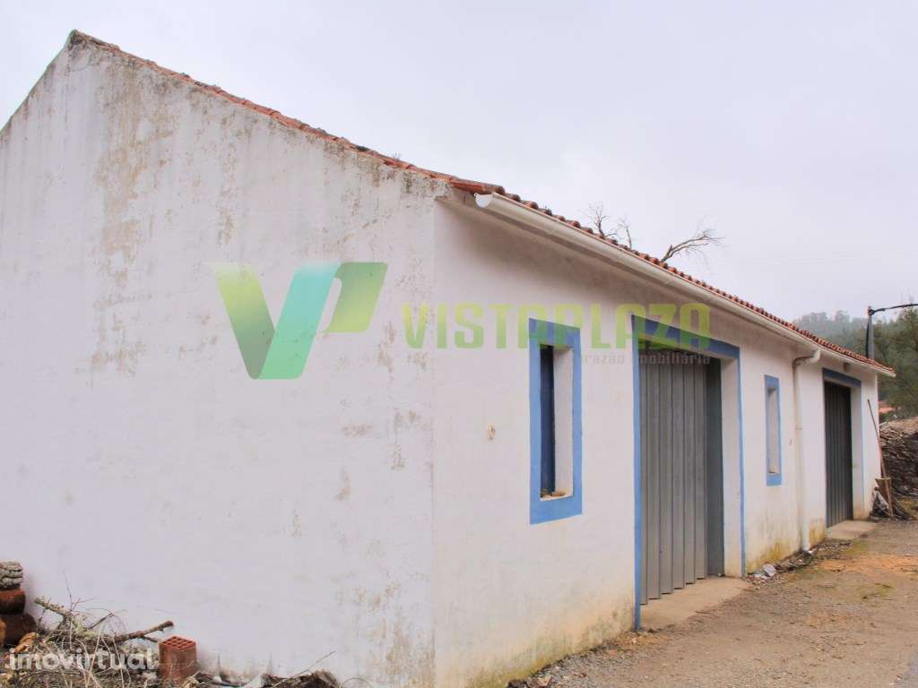 Quintinha em Monchique com Armazéns, Destilaria e antiga Taberna - Grande imagem: 5/25