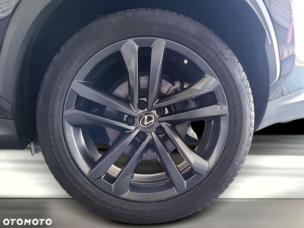 Lexus NX 350h Prestige AWD - 30