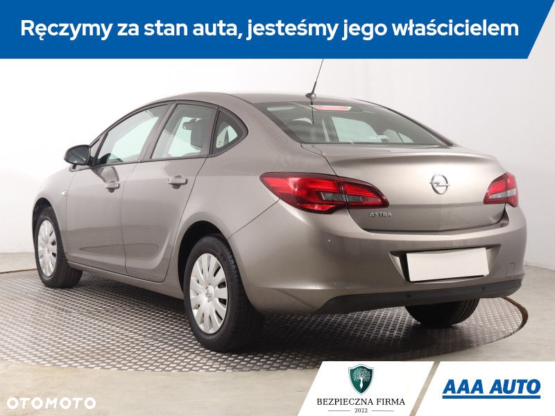 Opel Astra - 5