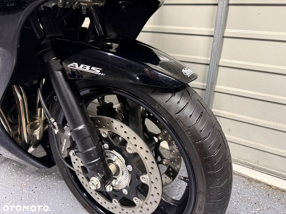 Suzuki GSX - 9