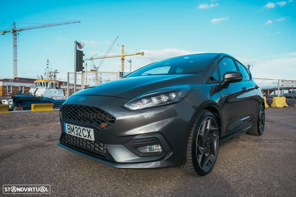 Ford Fiesta 1.5 EcoBoost S&S ST X - 3