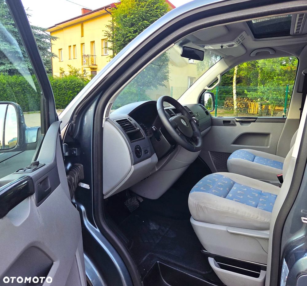Volkswagen Transporter T5 - 14