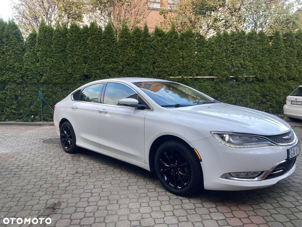 Chrysler 200 - 7