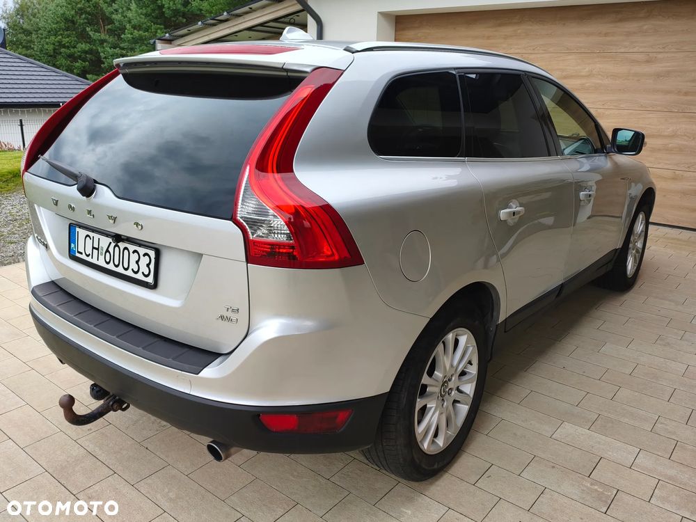 Volvo XC 60 T6 AWD Momentum - 5