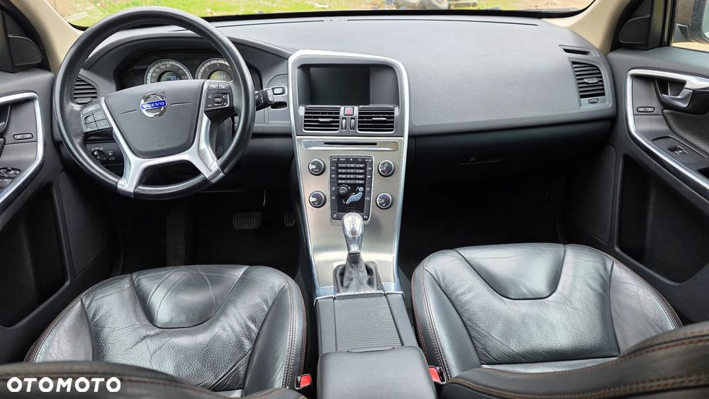 Volvo XC 60 D4 Geartronic Summum - 14