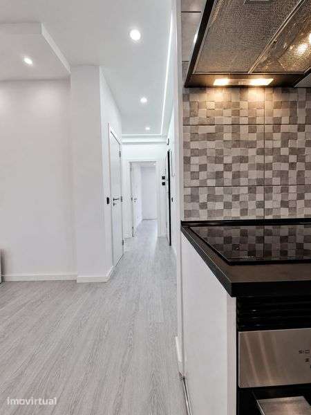 T2 -Remodelado na Verderena-Perto da Estação - Grande imagem: 5/12