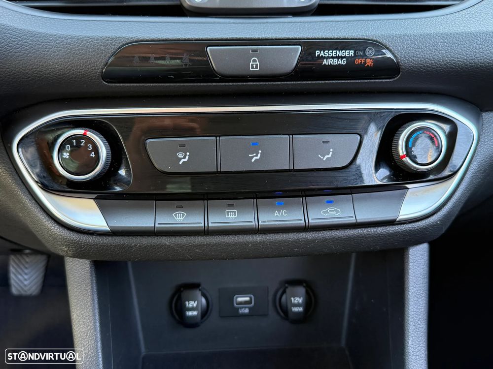 Hyundai i30 1.0 T-GDI EDITION 30 - 38