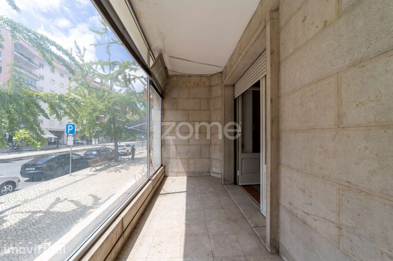 Apartamento Avenida João XXI, 6 - R/C Esq. - Grande imagem: 3/9