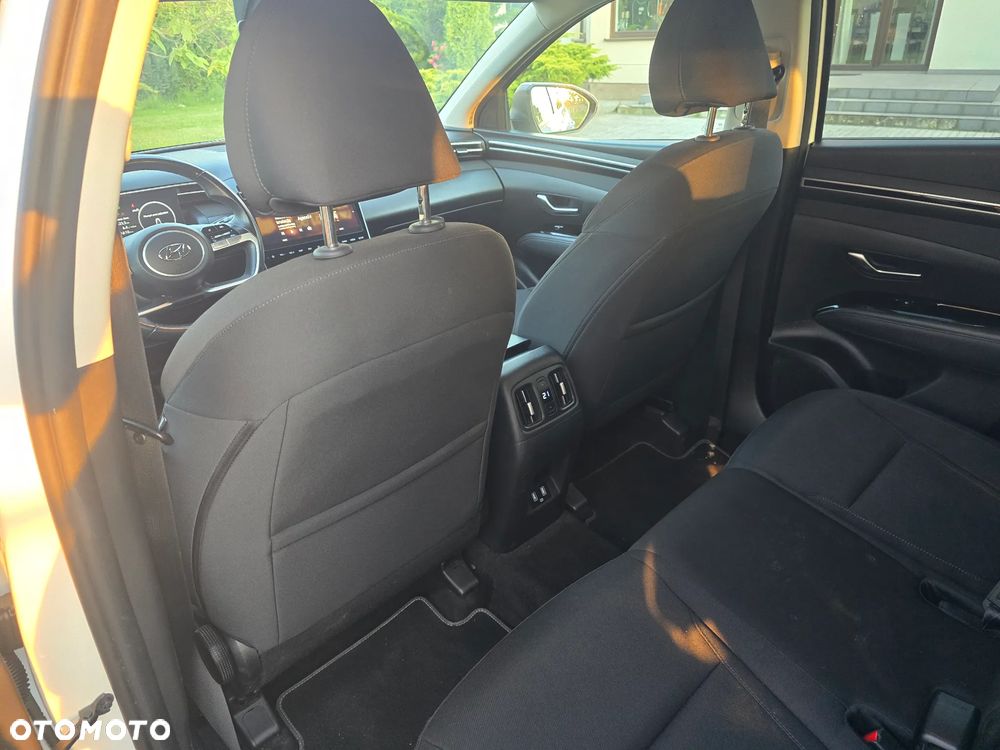 Hyundai Tucson 1.6 CRDi 48V Style 2WD - 22