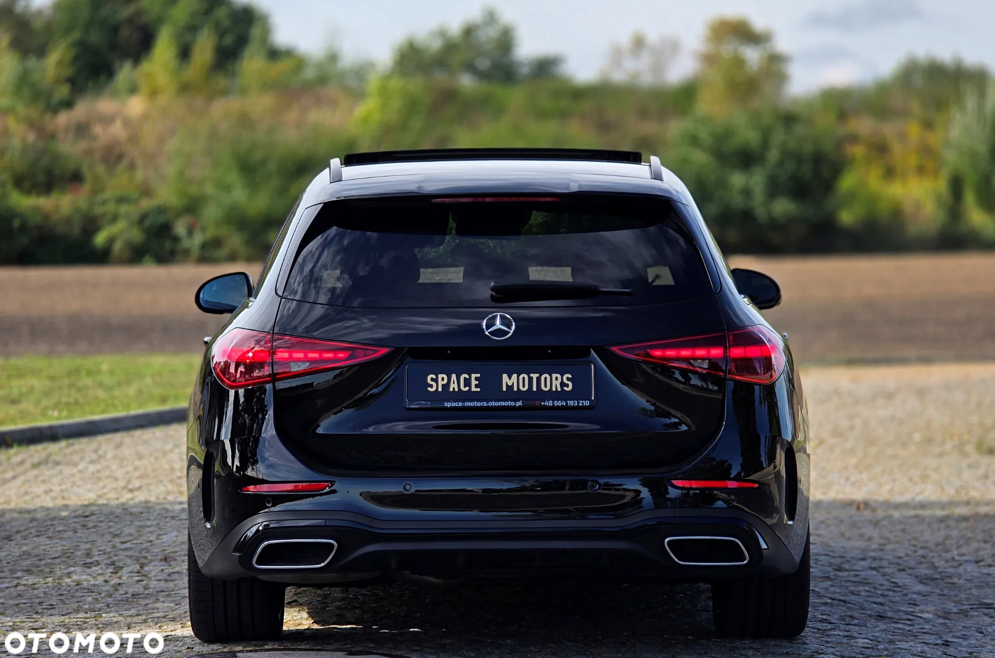 Mercedes-Benz Klasa C 220 d 4Matic T 9G-TRONIC AMG Line - 12