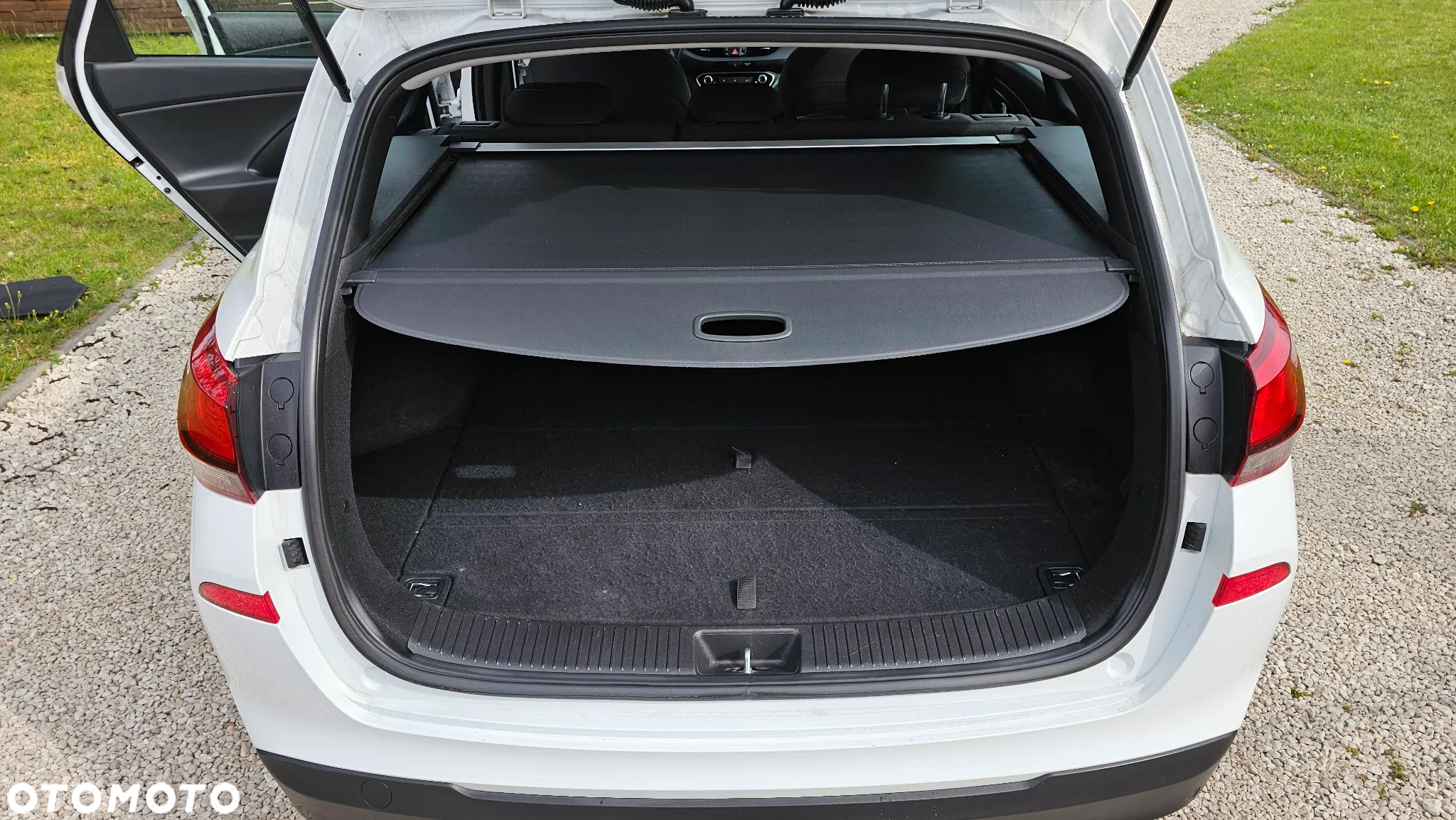Hyundai i30 1.4 T-GDI DCT Fastback Premium - 31