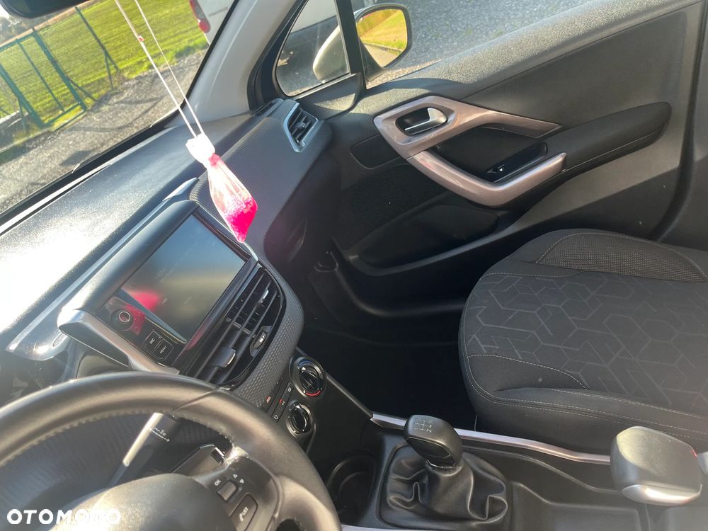 Peugeot 2008 1.6 BlueHDi Active - 11