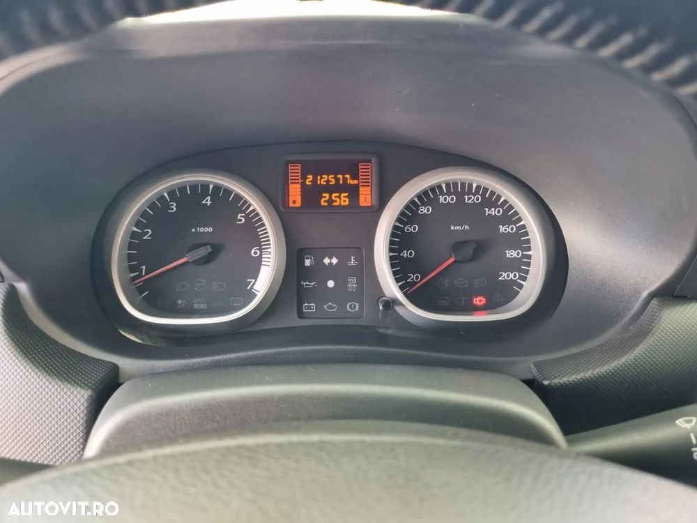 Dacia Duster 1.5 dCi 4x2 Prestige - 9