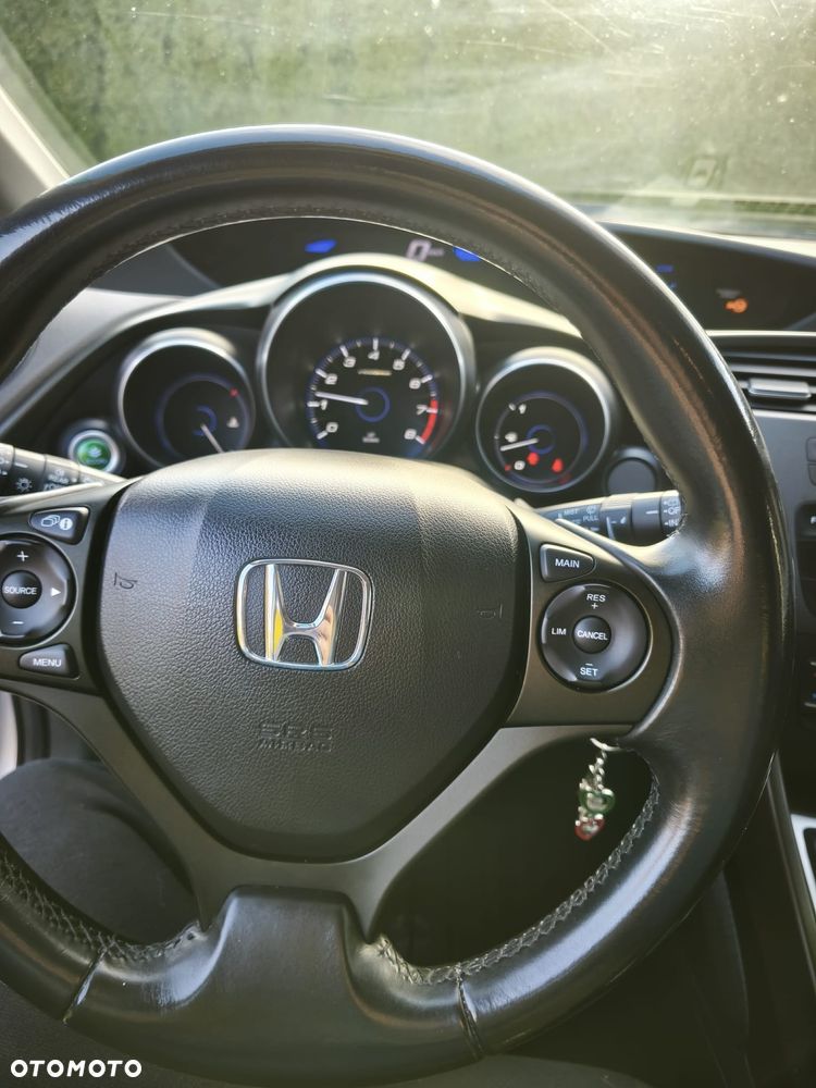 Honda Civic 1.8 i-VTEC Sport - 12