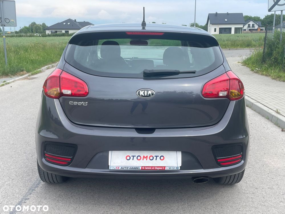 Kia Ceed 1.4 CVVT Vision - 25